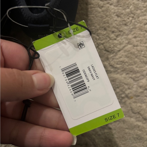 NWT Anne Klein Women's Navy Ballet Flats - Picture 7 of 7